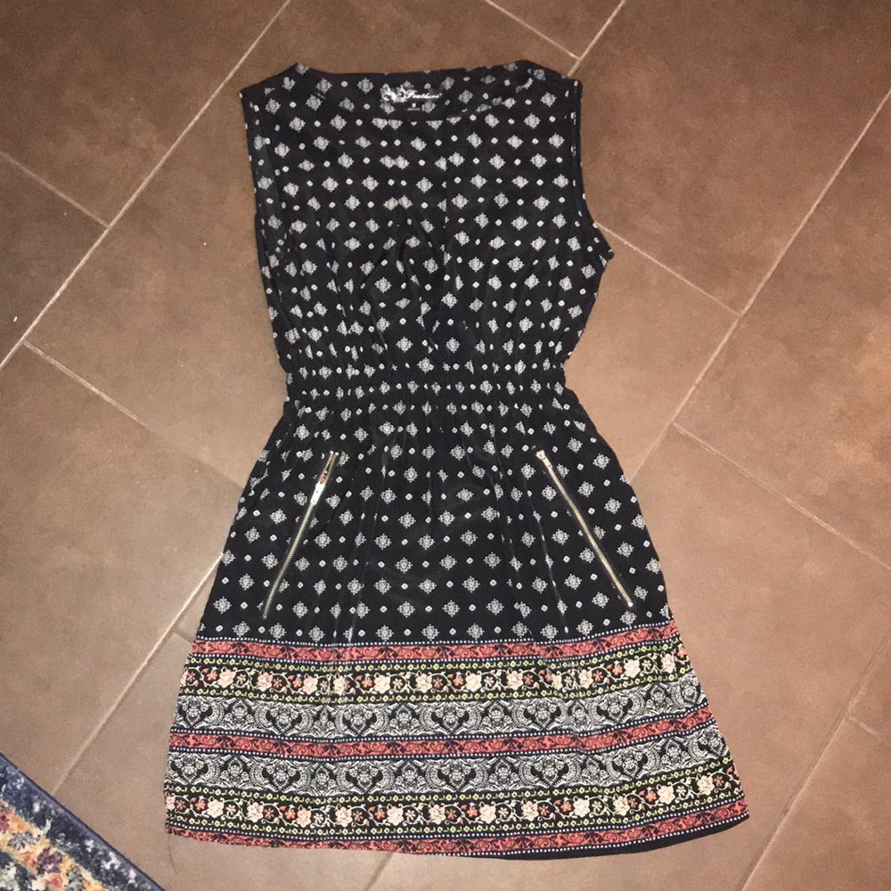 Dress with pockets